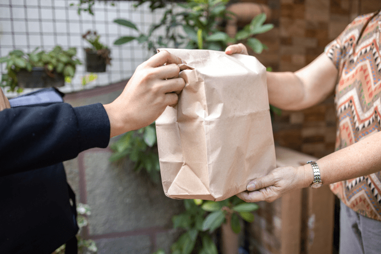 ウーバーイーツ(Uber Eats)チップとは
